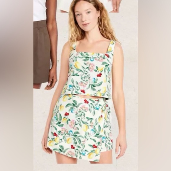 Old Navy High Waisted Linen Blend Wrap Front Mini Skort | Lemons - Picture 2 of 7